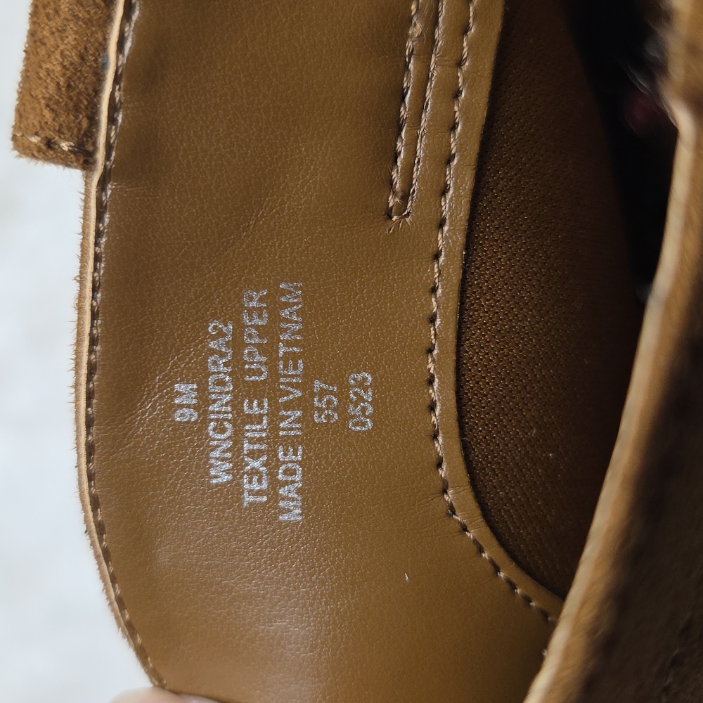 Nine West Brown Ankle Boots. Size 9. NWT! - Picture 8 of 10